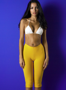 Latina yellow spandex cameltoe